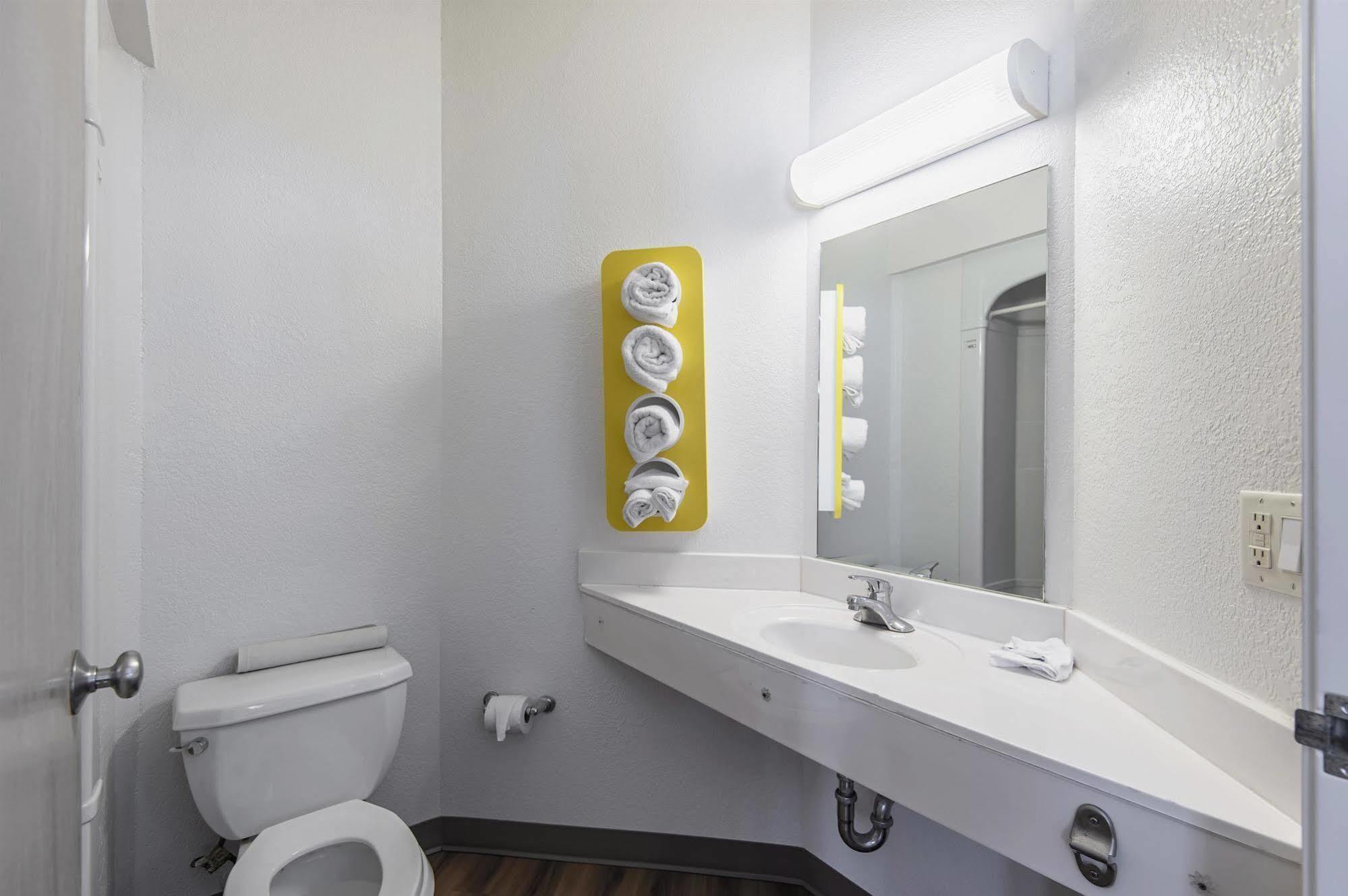 6-junction City, Ks Hotel 2*